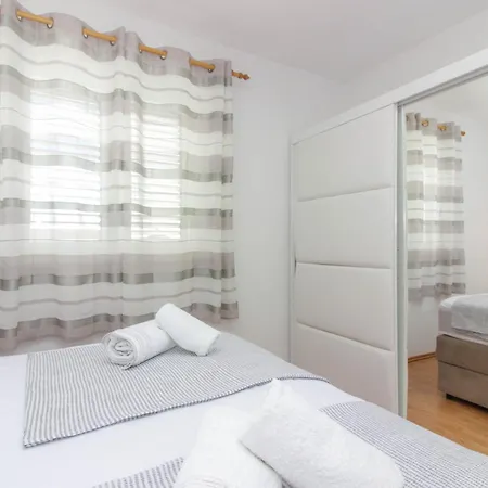 My Dalmatia - Dada 2 Apartman *