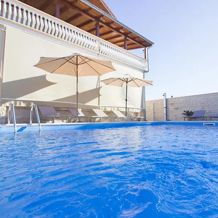 My Dalmatia - Dada 2 With Pool Apartamento