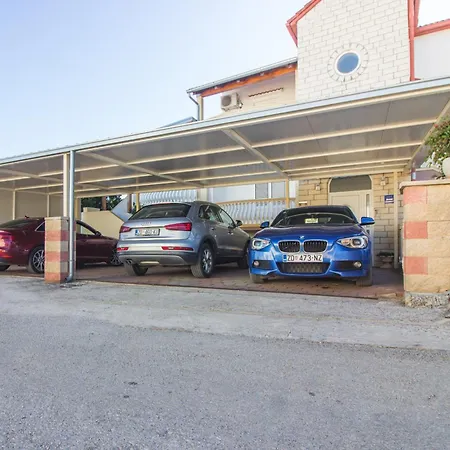 My Dalmatia - Dada 2 Apartman *