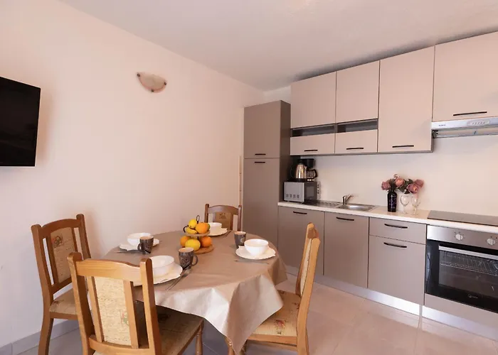 Apartman My Dalmatia - Dada 2 Biograd Na Moru
